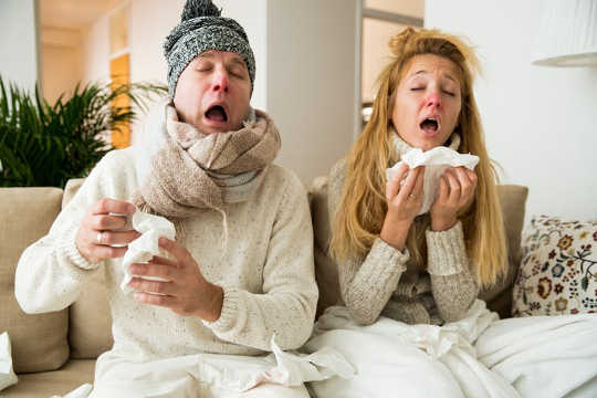 Sore Throat, Cough And Phlegm – All You Need To Know About Your Horrible Cold